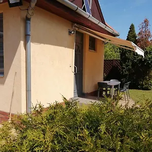 illaberek-apartmanok.hotels-hajduszoboszlo-hungary.com/